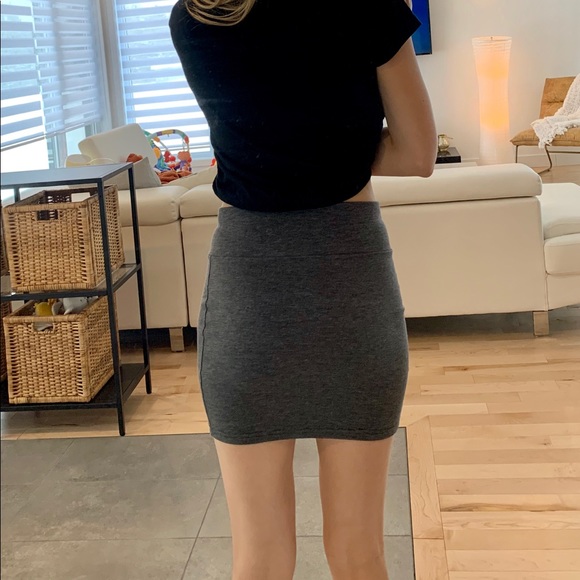 Dark gray mini skirt - Picture 4 of 4